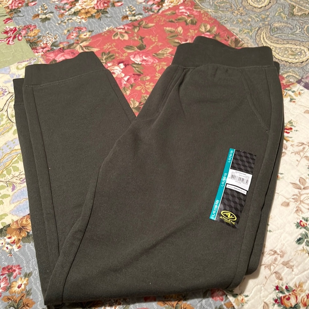 Youth Athletic Fleece Pants NWT Large 10/12